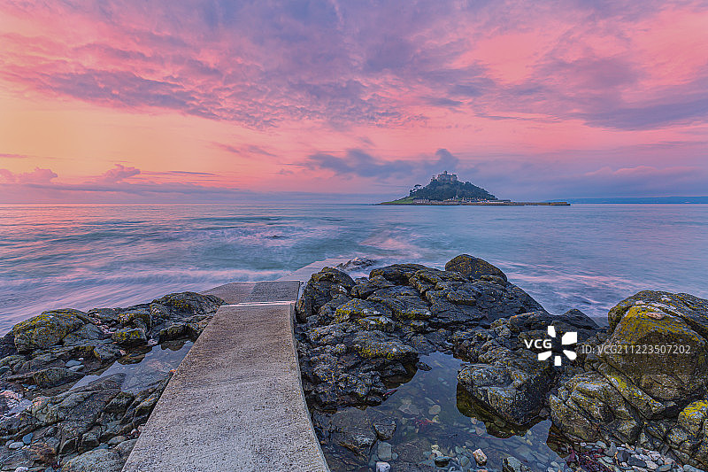 圣迈克尔斯山的日出图片素材