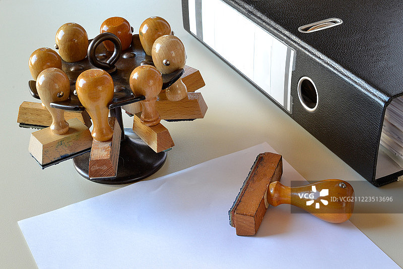 带印章的文件夹图片素材