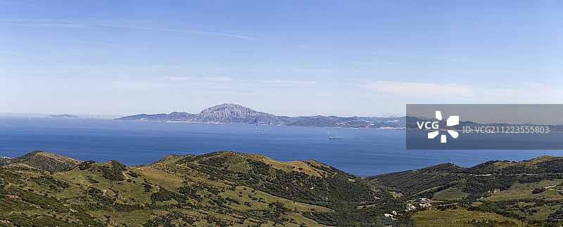 从西班牙眺望摩洛哥的直布罗陀街道图片素材