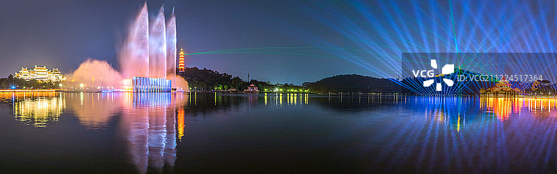 顺峰山公园灯光璀璨图片素材