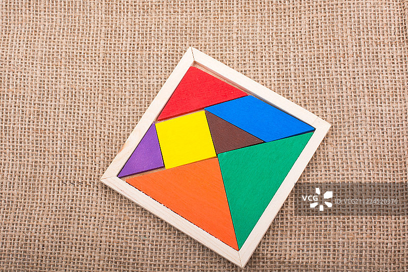 方形七巧板拼图图片素材