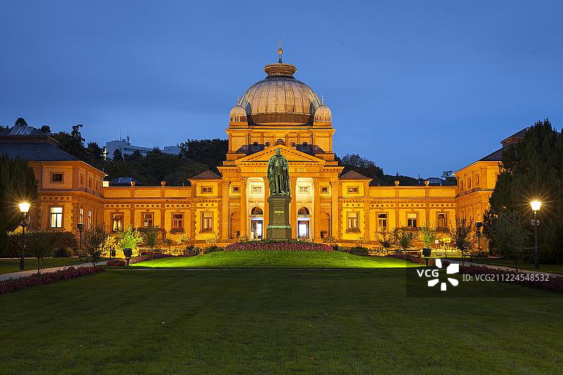 巴特洪堡凯撒·威廉斯浴场和威廉一世皇帝纪念馆，黑森州，德国，欧洲图片素材