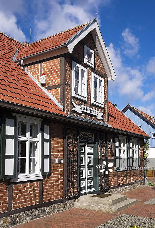 船长之家,Haus Morgensonne,辛斯特当地历史博物馆,波罗的海健康疗养胜地辛斯特,菲施兰-达尔斯-辛斯特,梅克伦堡-前波美拉尼亚州,德国,欧洲图片素材