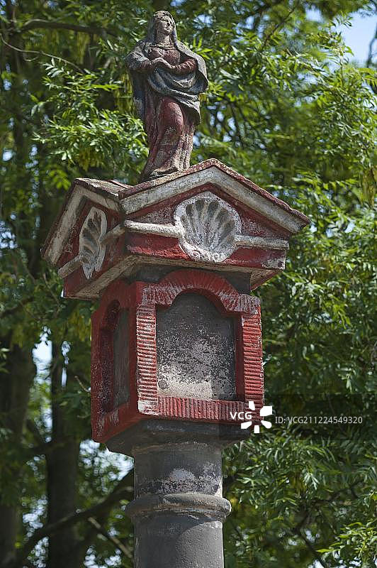 德国萨克森州圣马林塔尔修道院路边神龛图片素材