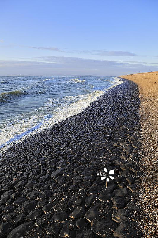 荷兰登海尔德北海黑石护岸图片素材
