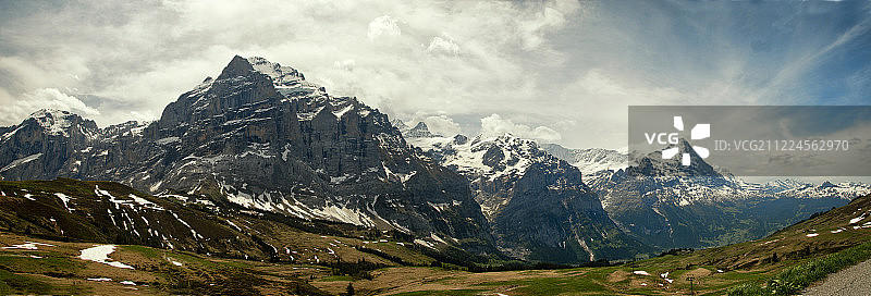 瑞士阿尔卑斯山全景图片素材