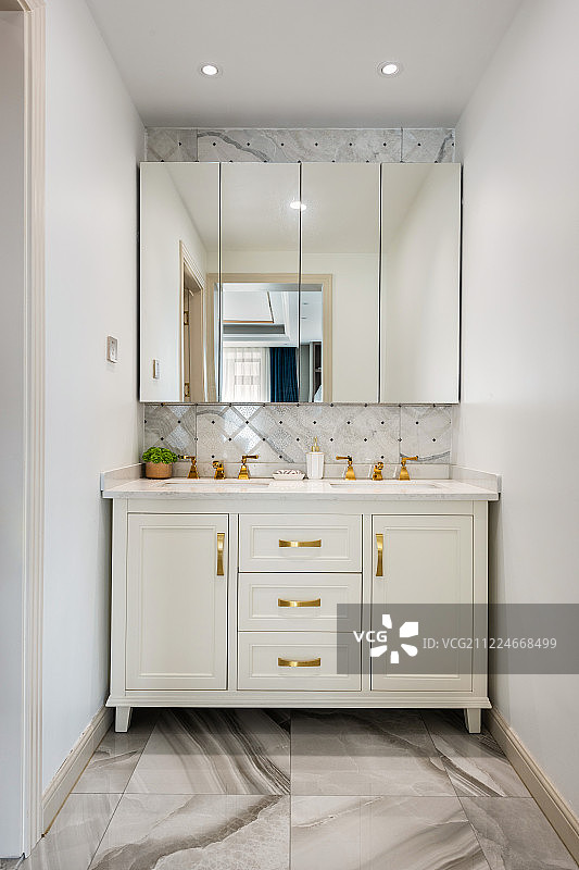 现代简约风格洗漱台图片素材