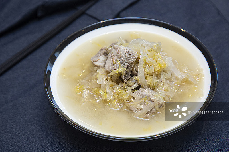 酸菜排骨汤图片素材