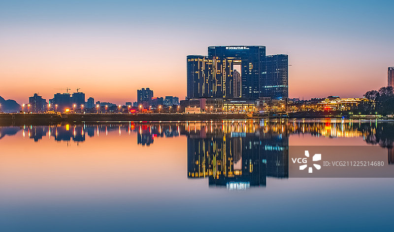 贵州安顺虹山湖日落图片素材