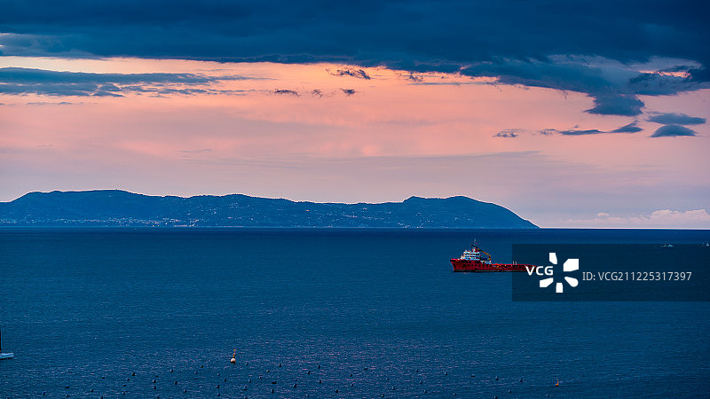 意大利 那不勒斯 海岸线 卡布里岛图片素材