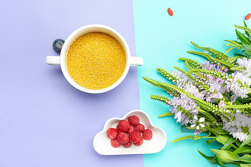 小米和树莓图片素材