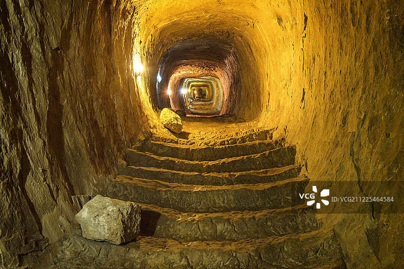 神秘的地下城图片素材