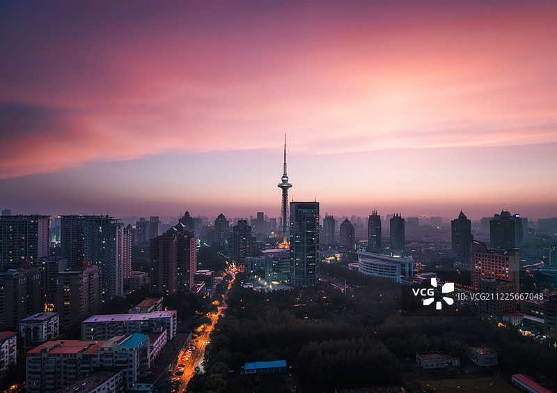 哈尔滨龙塔夜景图片素材