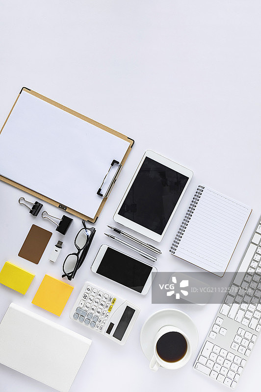 排列整齐的商业对象图片素材