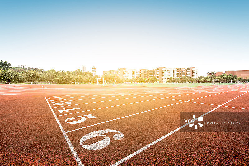 现代校园体育场图片素材