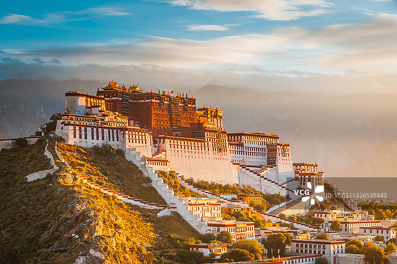 布达拉宫的日落图片素材