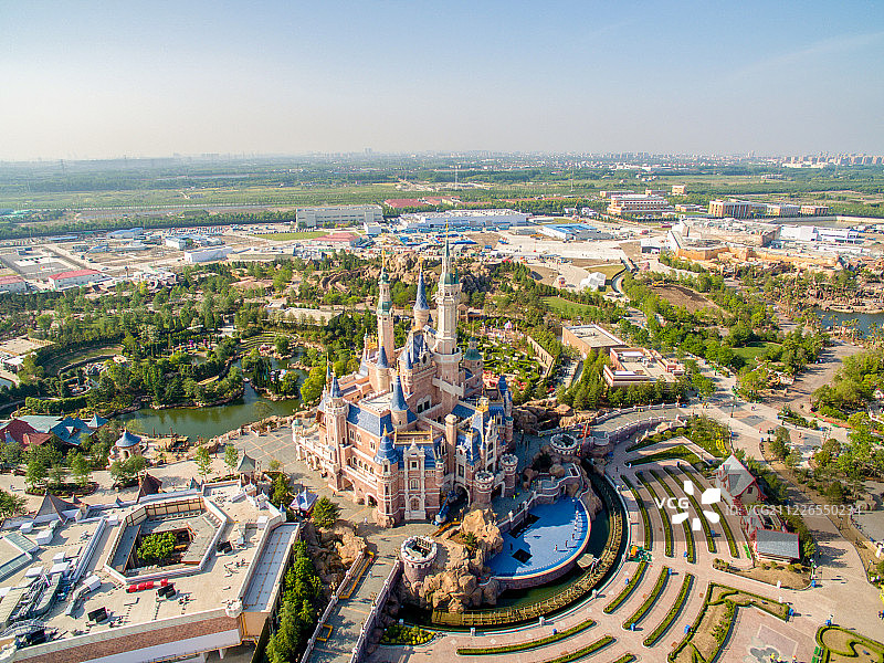 航拍上海迪士尼乐园图片素材