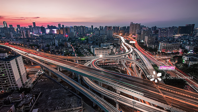 城市高架夜景图片素材