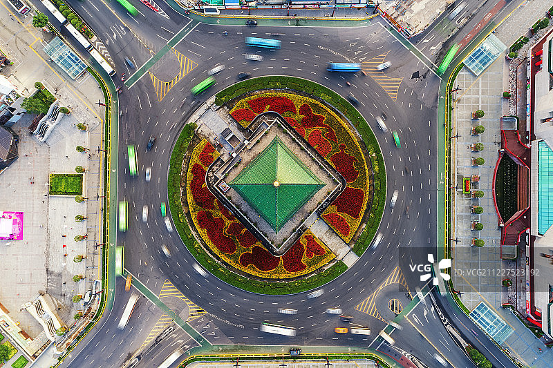 航拍西安钟楼图片素材