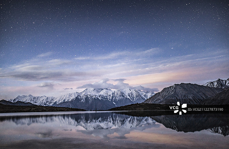 贡嘎雪山图片素材