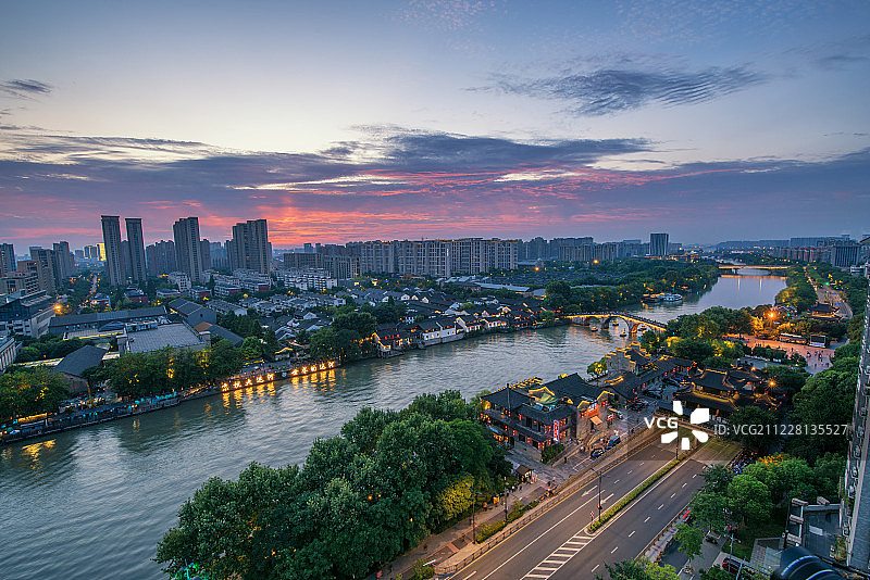 杭州市拱墅区拱宸桥京杭大运河夜景图片素材