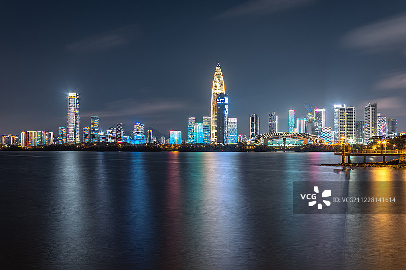 深圳后海总部大楼建筑群繁华天际线图片素材