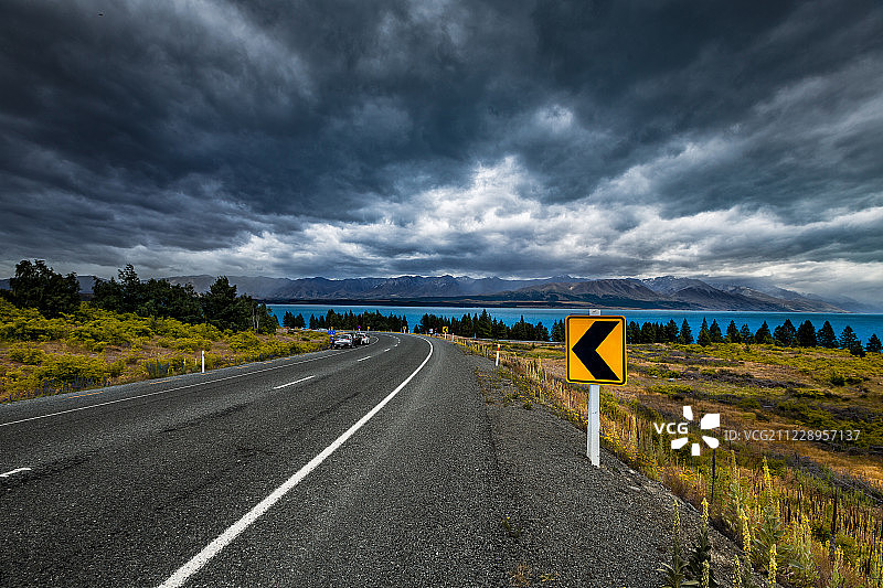 新西兰前进的道路图片素材