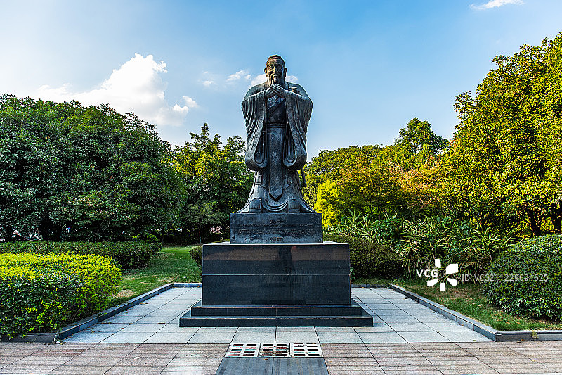 孔子雕像图片素材