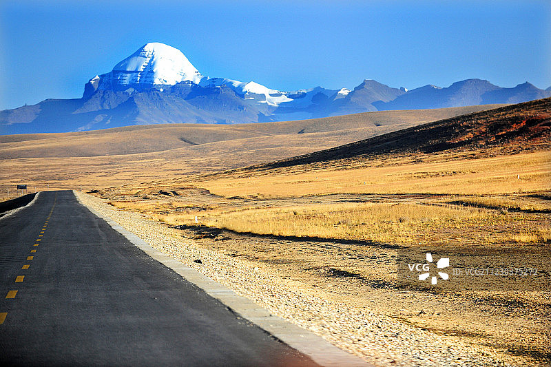 西藏，岗仁波齐神山图片素材