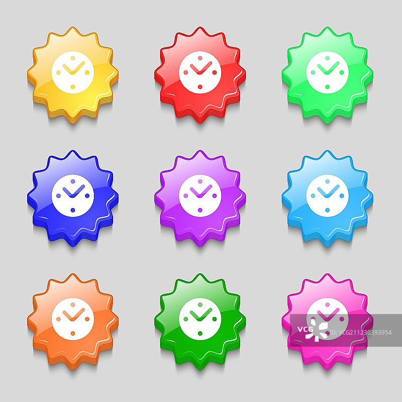 波浪背景上的机械时钟图标图片素材