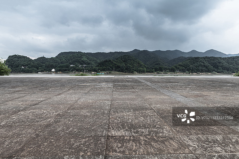 富春江畔图片素材