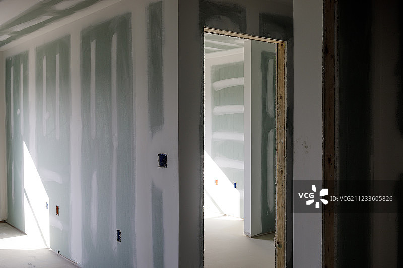 建筑工地的墙壁被腻子覆盖图片素材