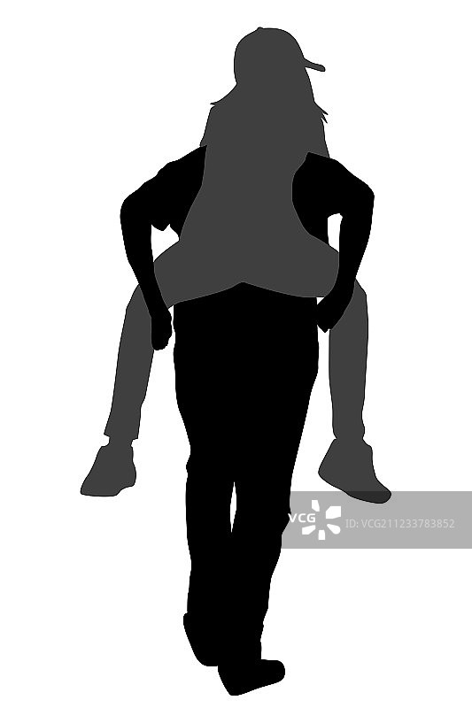 年轻男子背着女友的剪影图片素材