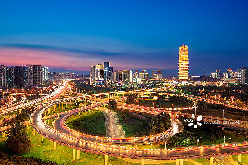 金水立交桥CBD大玉米千玺广场夜景图片素材