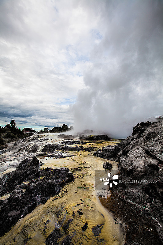 波胡图间歇泉图片素材
