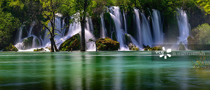 克罗地亚十六湖公园图片素材