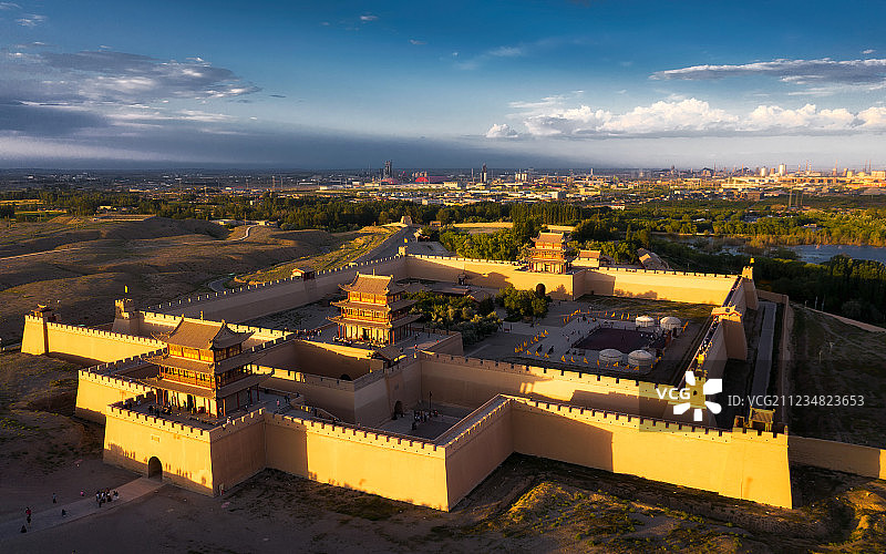 天下第一雄关嘉峪关风光图片素材