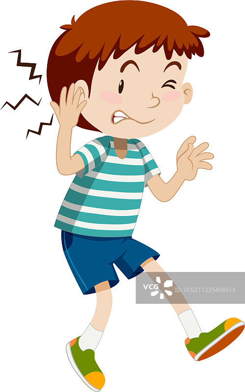 男孩捂着耳朵图片素材