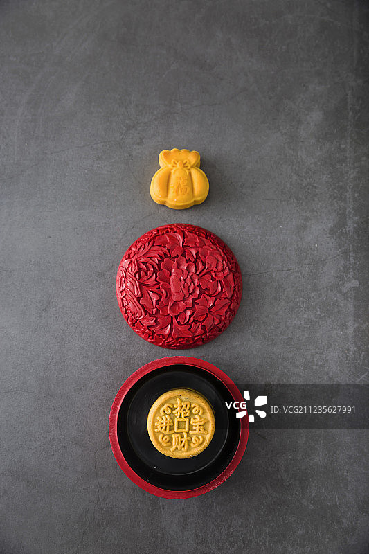 中秋月饼及福袋图片素材