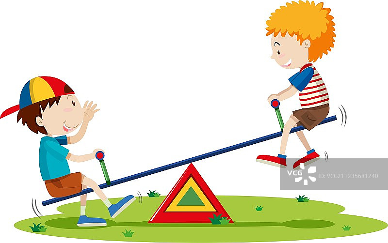 两个男孩在公园里玩跷跷板图片素材