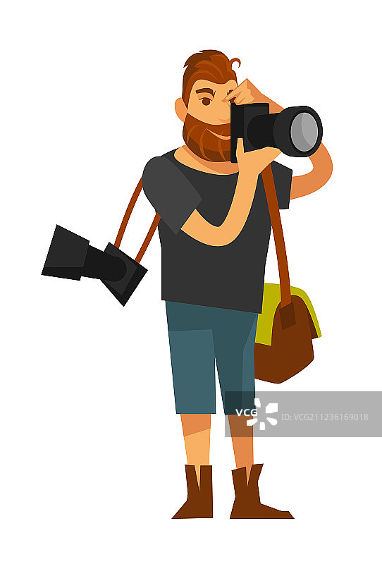 男人用相机在眼睛附近拍照图片素材