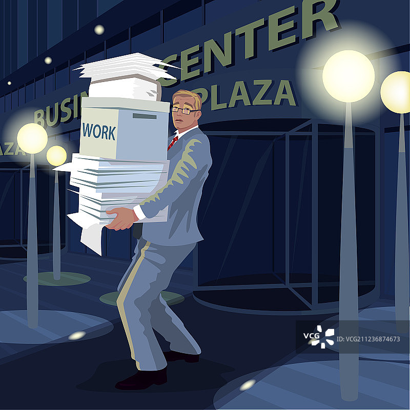 男人晚上携带文件从办公室回家图片素材