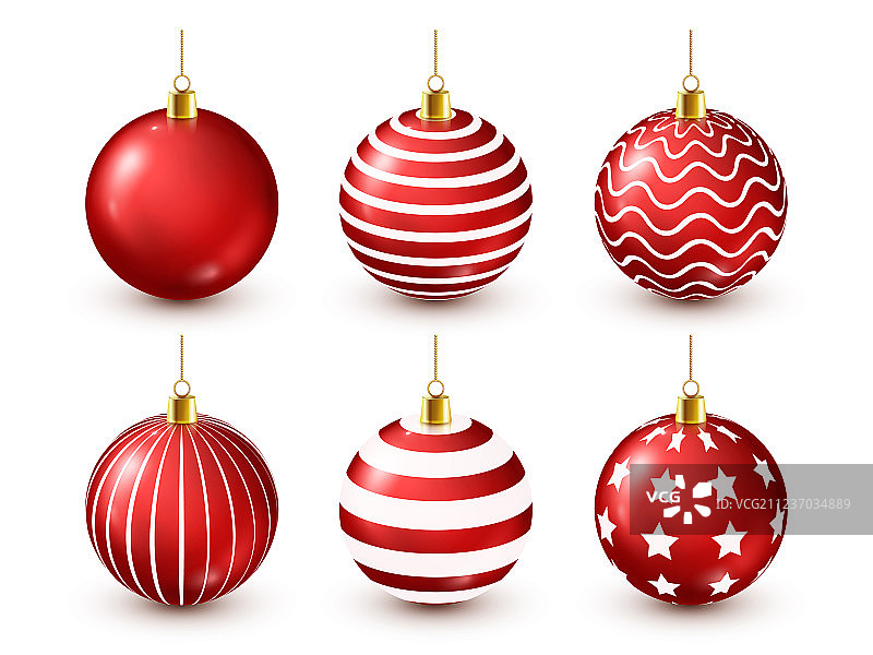 带红色闪亮球的新年圣诞树图片素材