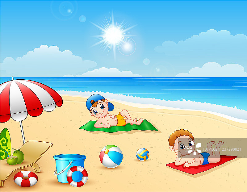 两个男孩在沙滩垫上晒日光浴图片素材