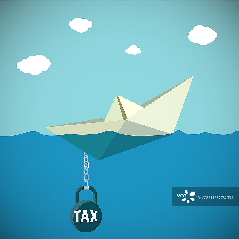 纸船在壶铃水中沉没图片素材