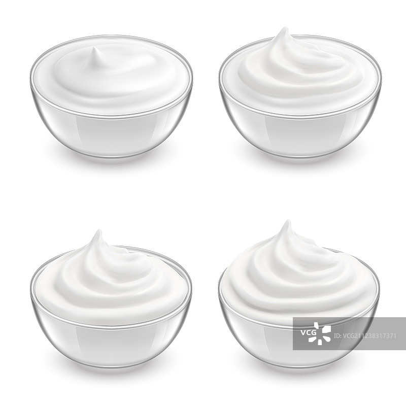 一套透明玻璃奶油碗图片素材