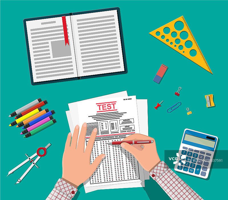 手持笔填写调查或考试表格图片素材