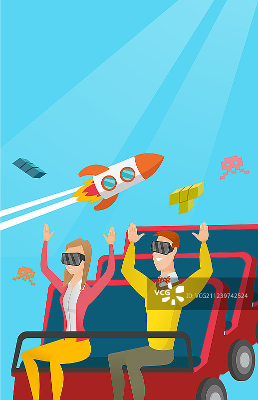 情侣在VR头显中乘坐过山车图片素材