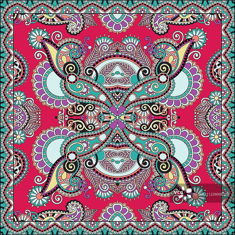 传统的装饰性佩斯利花大手帕图片素材