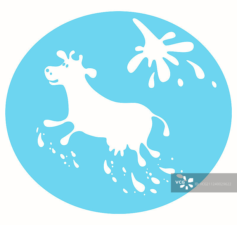 快乐的奶牛洒出的牛奶图片素材